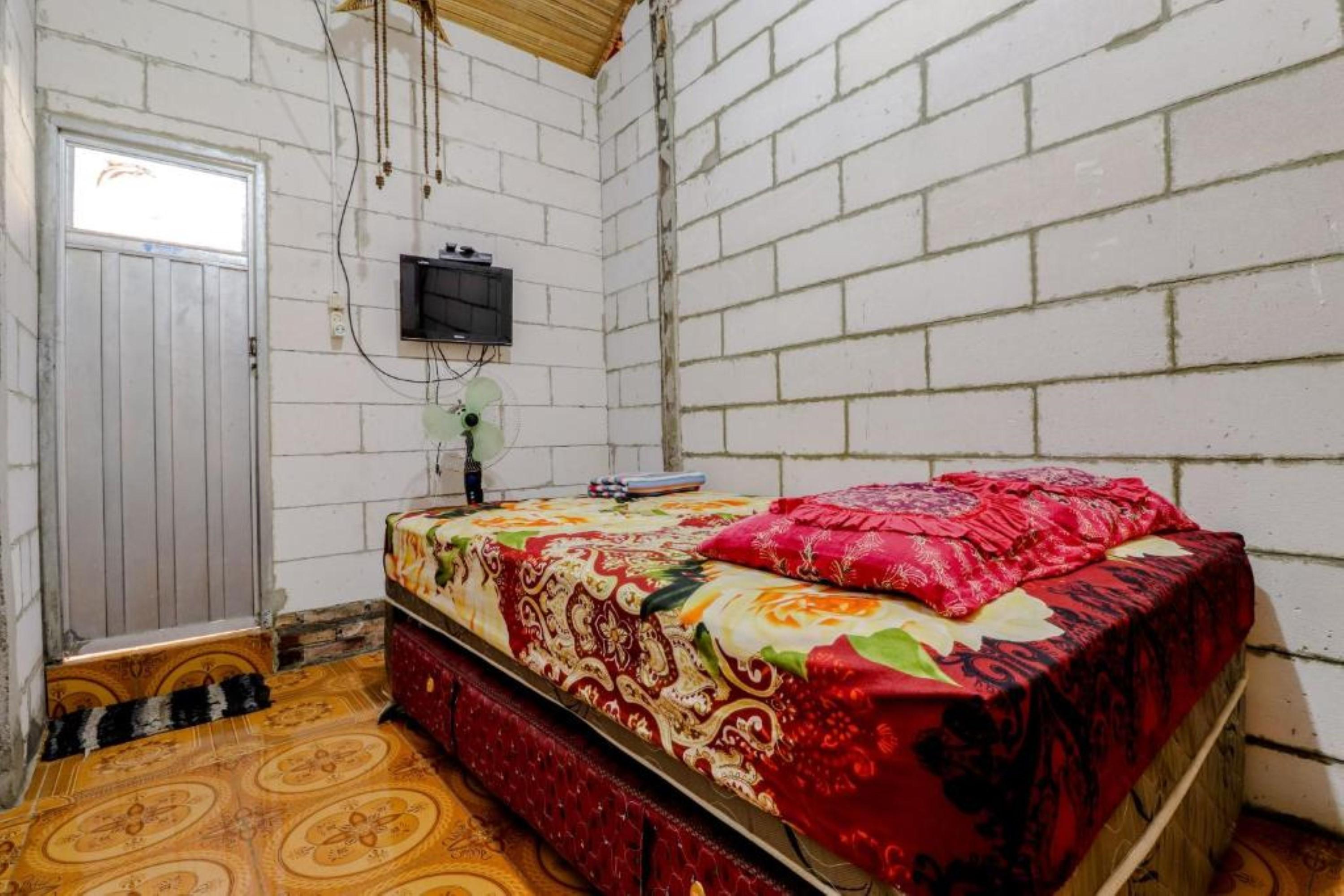 Penginapan Joko Samudro Baron Exterior foto